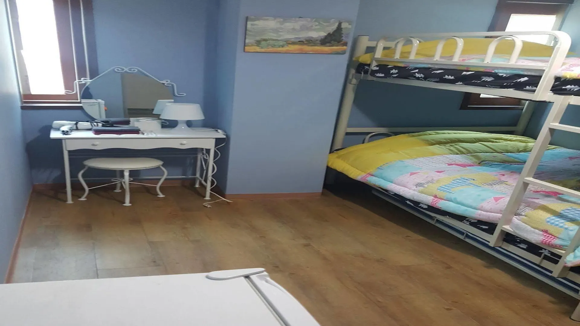Hostel Feliz Guesthouse, Seoul Station